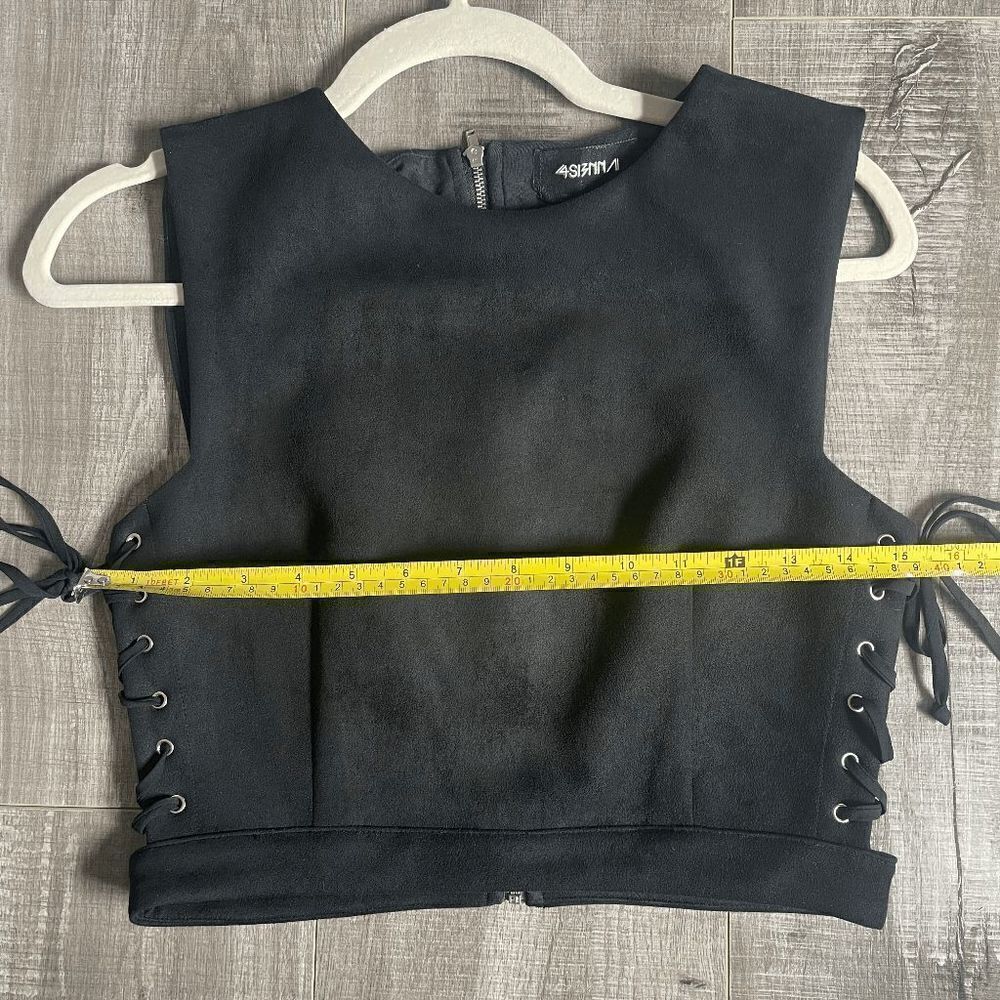 4SI3NNA Faux Suede Lace Up Side Crop Top Size XS​​​​​​ - Picture 8 of 10